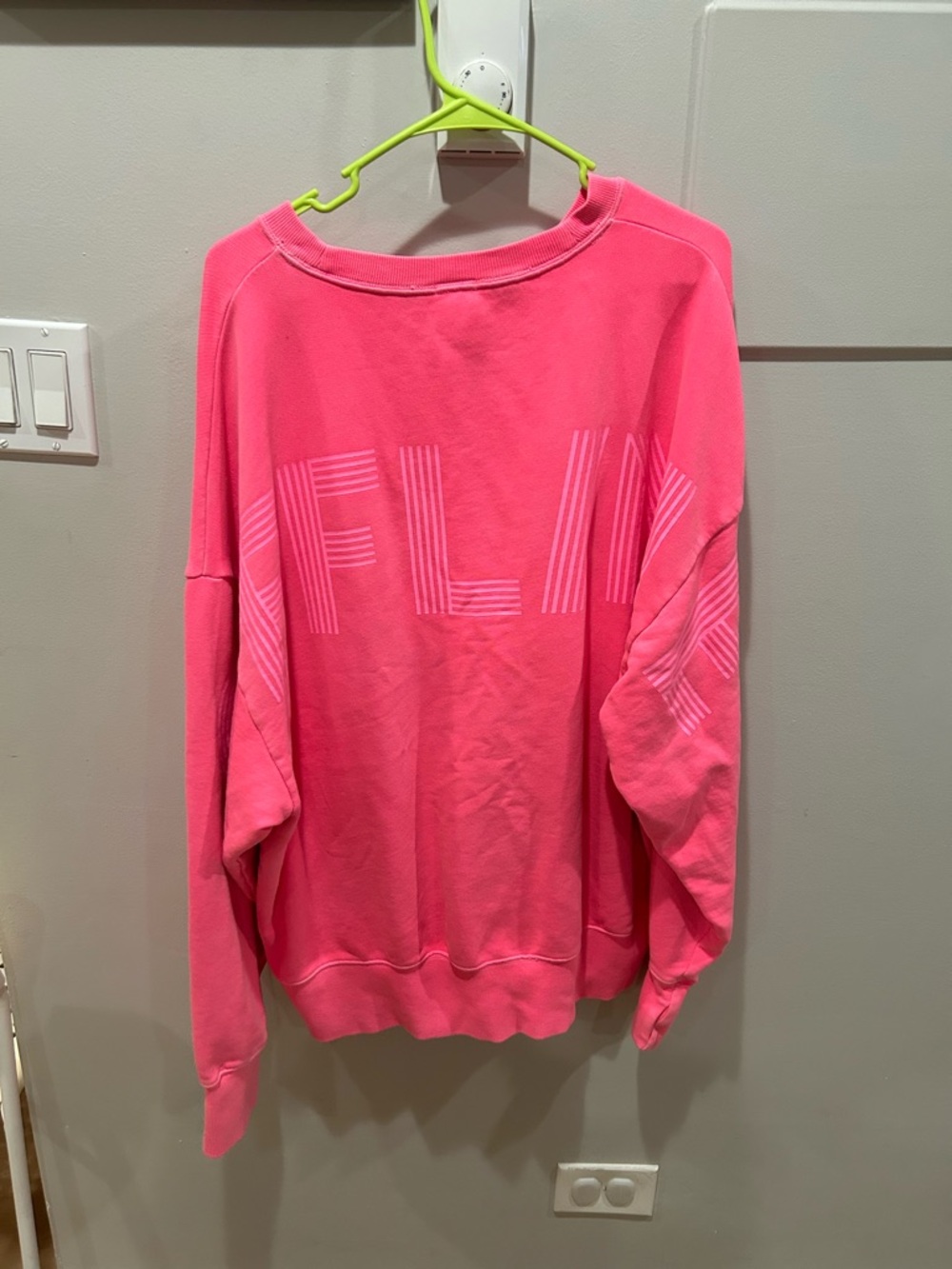 OFFLINE by Aerie Neon Pink Pullover Sweatshirt Crew Neck Long Sleeve XL - Picture 3 of 3